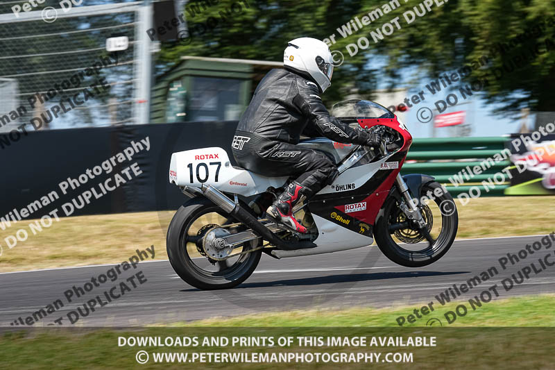 cadwell park;cadwell park photographs;cadwell trackday photographs;enduro digital images;event digital images;eventdigitalimages;peter wileman photography;racing digital images;trackday digital images;trackday photos